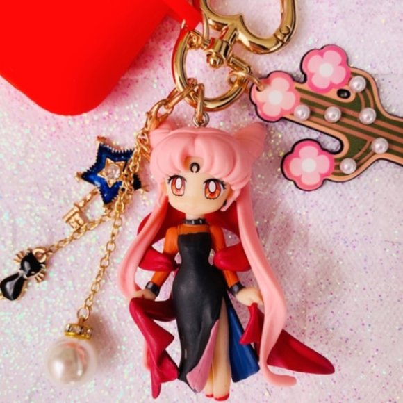Sailor Moon Chibiusa AirPods Case Cover Keychain - Picture 2 of 3